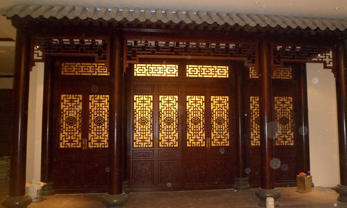 乐山传统仿古门窗浮雕技术制作方法